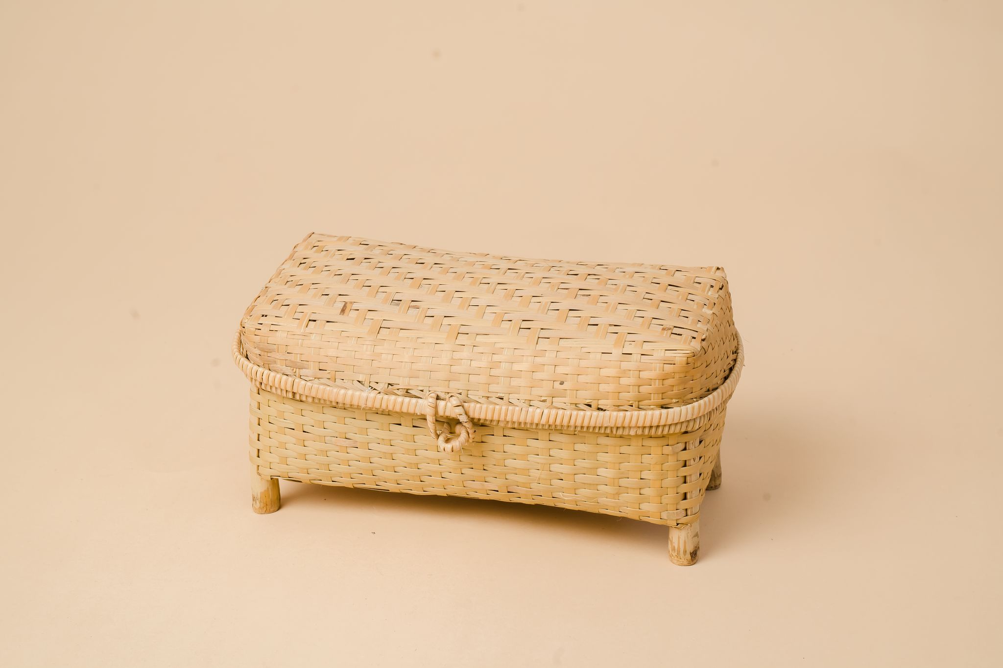 Bread Basket w/Lid