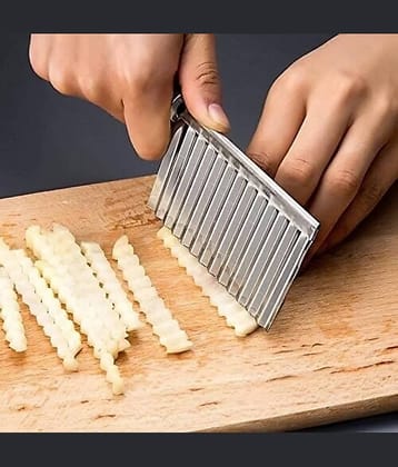 Purple Dust  Stainless Steel Crinkle Cutter Knife | Zig Zag Vegetable/Paneer Cutter | Wavy Designer Knife for Kitchen Use (Pack of 2)