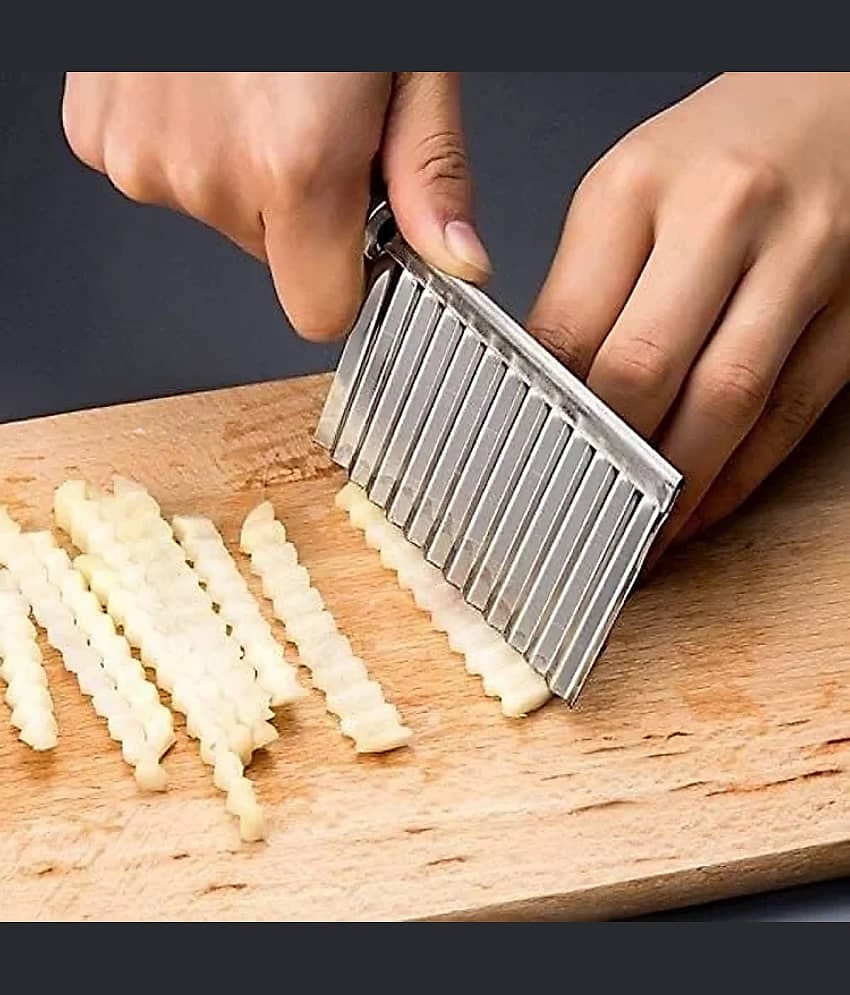 Purple Dust  Stainless Steel Crinkle Cutter Knife | Zig Zag Vegetable/Paneer Cutter | Wavy Designer Knife for Kitchen Use (Pack of 2)