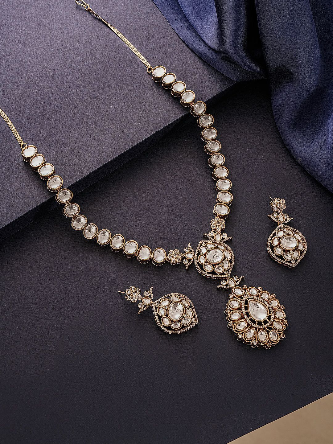 Gold Toned Kundan Uncut Polki Jadau Bridal Statement Jewellery Set