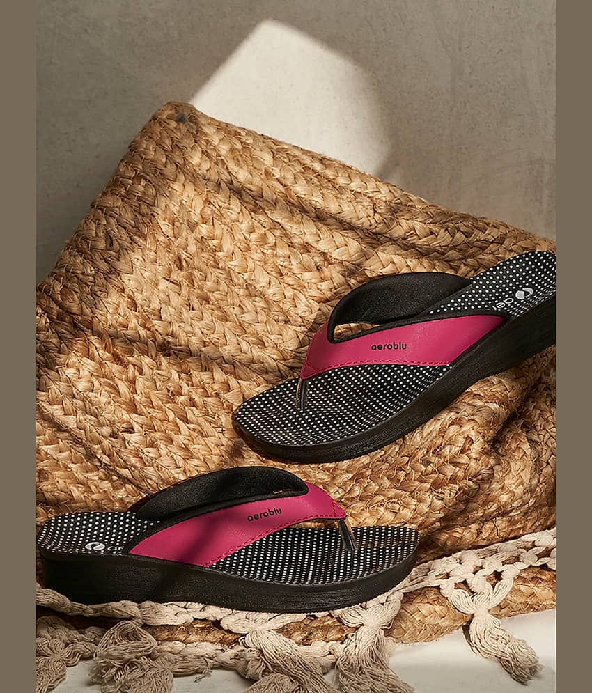 Aeroblu Footwear AEAA03 Black Women's V-strap Flats