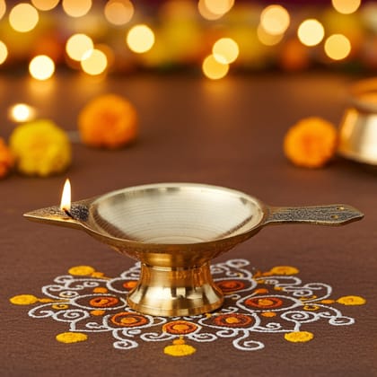 Brass Table Decor Oil Lamp Deepak No. 0  - Small Brass Deepak for Daily Puja, Height : 0.8 Inch (FMAS626 A)