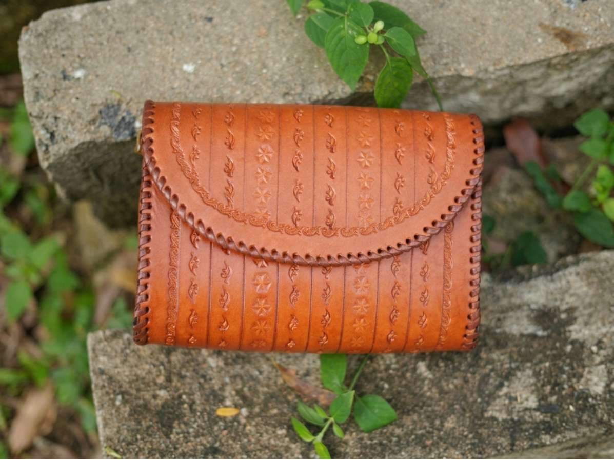 HerCloche Cocoa Bag