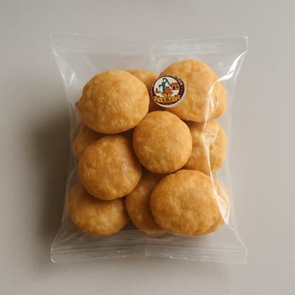 Lila Bhoi Junction's dry kachori