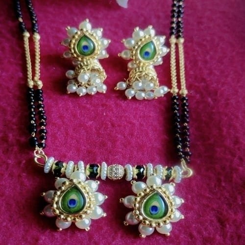 Mayur Mangalsutra Set Timeless Accessory for Elegance