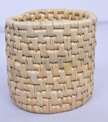 Handwoven Moonj Grass Natural Desk Organizer Pen Stand Handwoven Moonj Grass Natural Desk Organizer Pen Stand