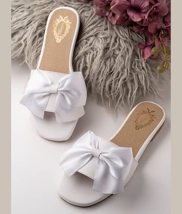 Shoetopia Girls White Flats