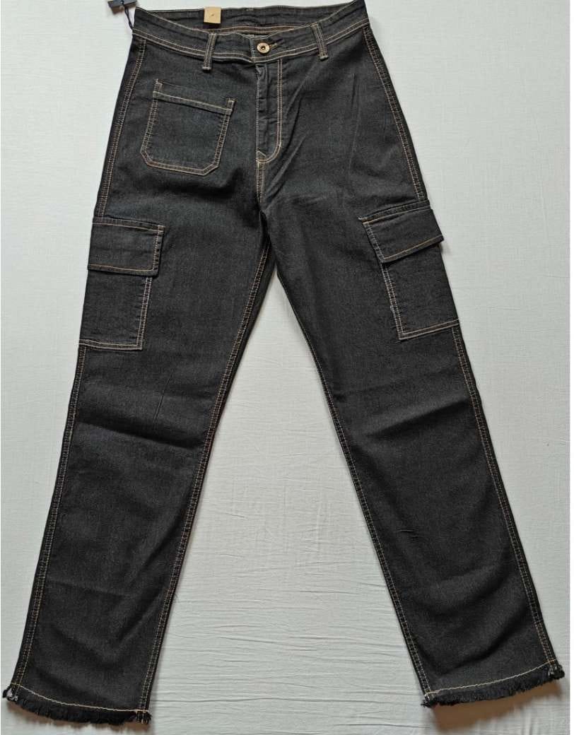 Womens Cotton Blended Solid Cargo Straight Fit Size 34 (Black)