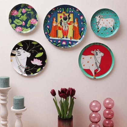 Writings on the Walls Pichwai Cows Metal Wall Plates Set of 5 Traditional Decorative Wall Art Made of metal