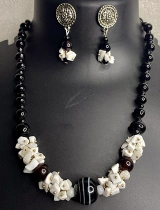 Premium Black White Gemstone Bead Necklace Set