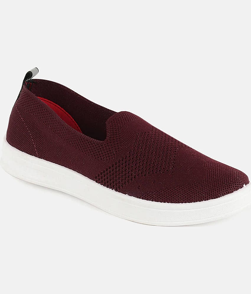 Aqualite - Maroon  Women's Running Shoes