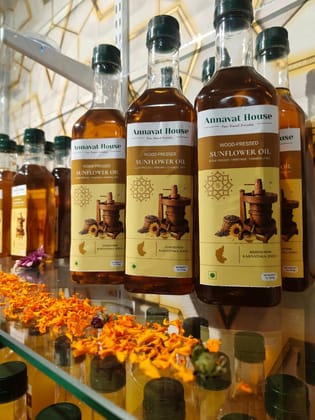Annavat House Wood-Pressed Sunflower Oil (500ml) | Unrefined & Chemical-Free | Pure Cooking Oil