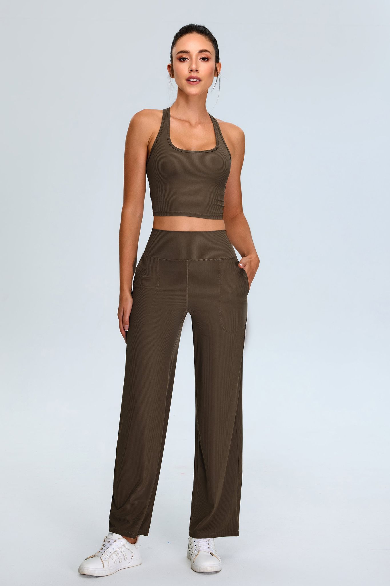 Lino Chocolate Light Trackies