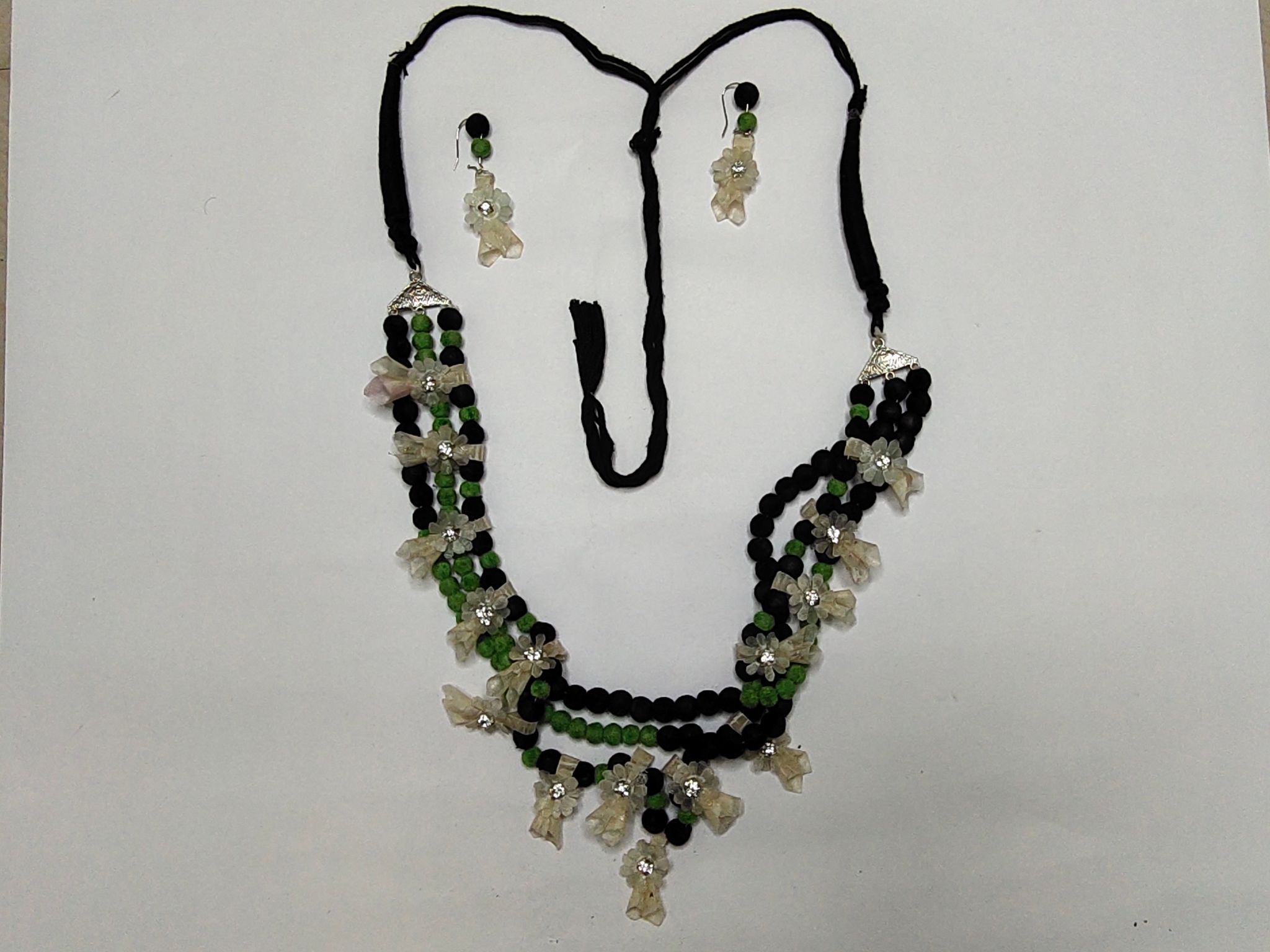 Handmade Beaded Necklace with Fish Scale Embellishment | Multicolour