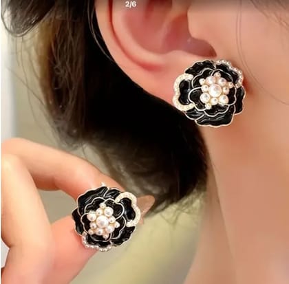 Black Flower Stud Earring
