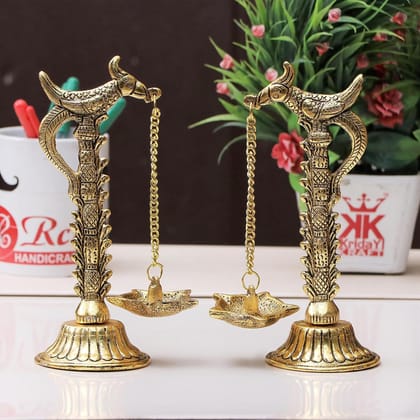 DreamKraft Gold Plated Metal Hanging Diya Pair - Parrot Design | Pack of 2 | Pillar Parrot Design | 7.5 Inches |300 gm DreamKraft Gold Plated Metal Hanging Diya Pair - Parrot Design | Pack of 2 | Pillar Parrot Design | 7.5 Inches |300 gm
