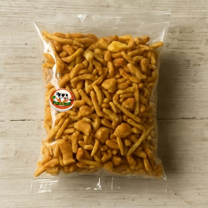 Kunjan Shop's spicy namkeen mixture