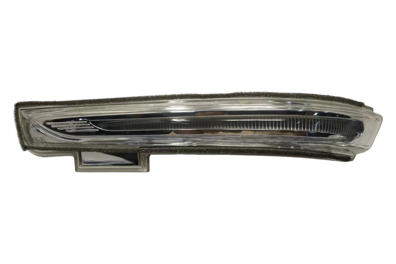 Hyundai/Kia Side Mirror Indicator - RH 87623-A0000