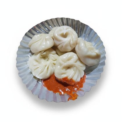 Steamed Vegetable Momos with Chutney - 7 kg - One serving of momos with chutney