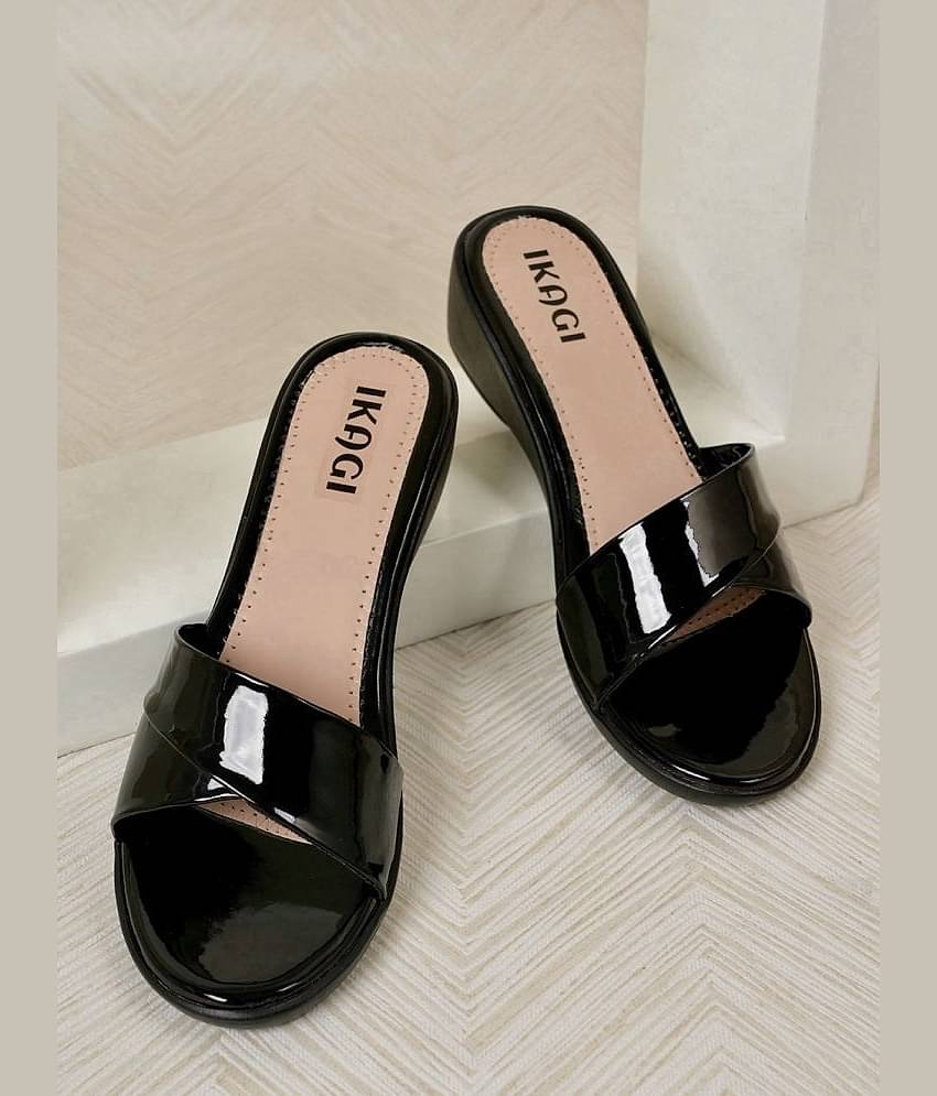 IKAGI Cream Women's Flats