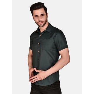 PrintCultr Men Regular Fit Solid Curved Collar Casual Shirt PrintCultr Men Regular Fit Solid Curved Collar Casual Shirt