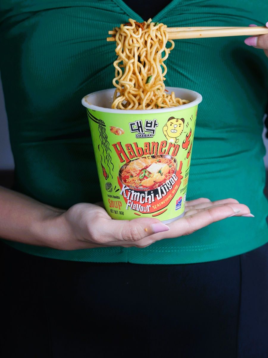 Daebak Habanero Kimchi Jjigae Flavour Instant Noodle Cup (85g) | Spicy Korean Stew Soup | Halal