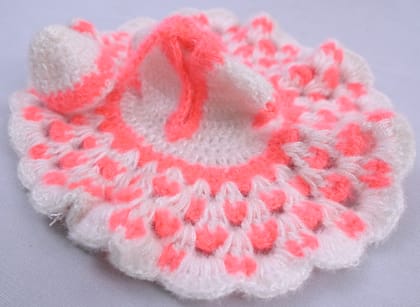 White & Peach Hand Knitted Woolen Laddu Gopal Dress Set White & Peach Hand Knitted Woolen Laddu Gopal Dress Set