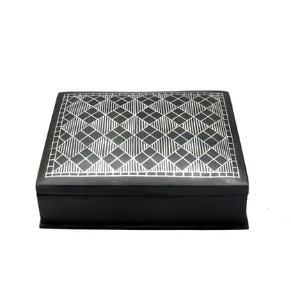 Bidri Work  Box  (1TMTDCOKA08518)