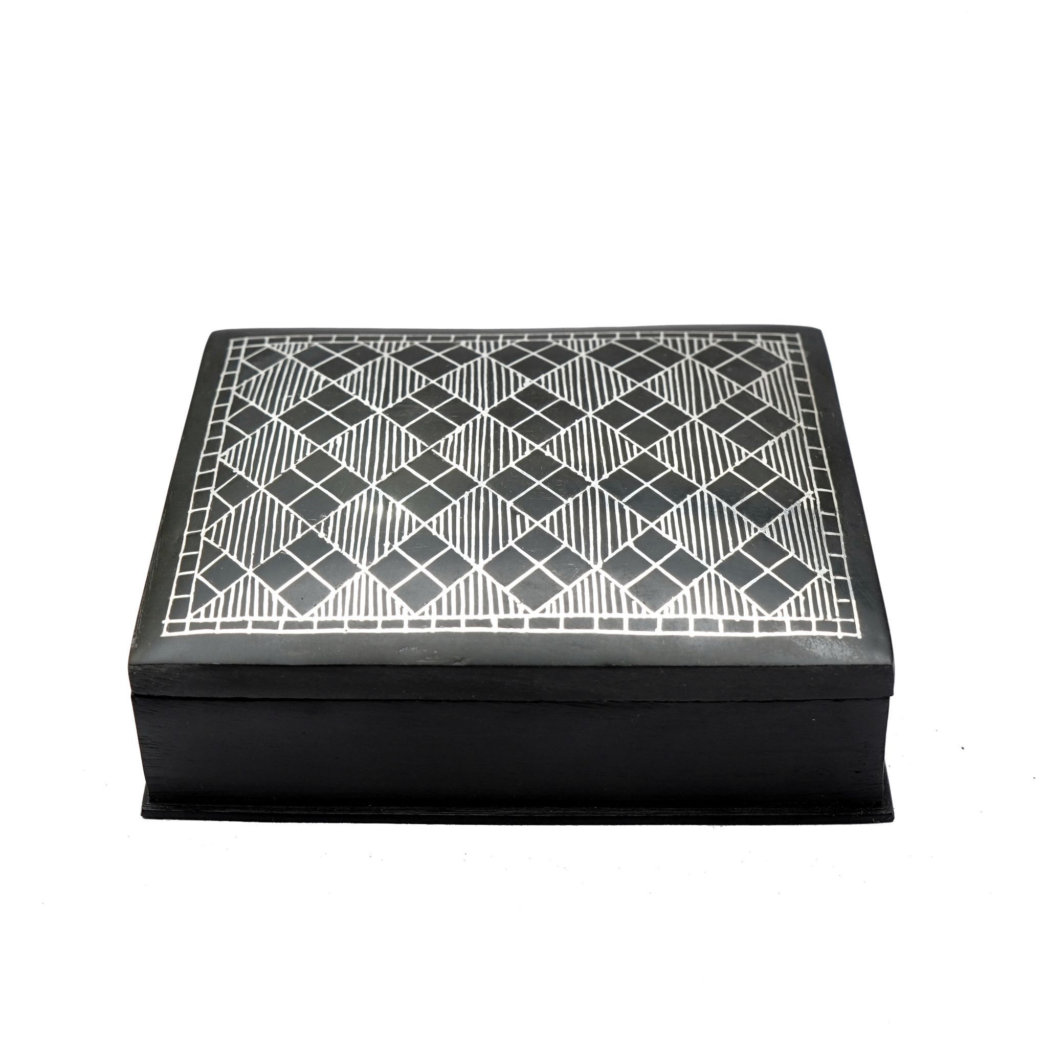 Bidri Work  Box  (1TMTDCOKA08518)