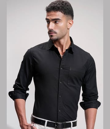 Highlander Cotton Blend Slim Fit Self Design Full Sleeves Men's Casual Shirt - Black ( Pack of 1 )