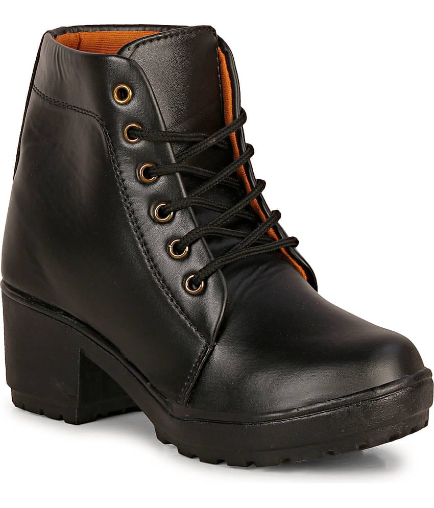 Ishransh - Black Women's Ankle Length Boots
