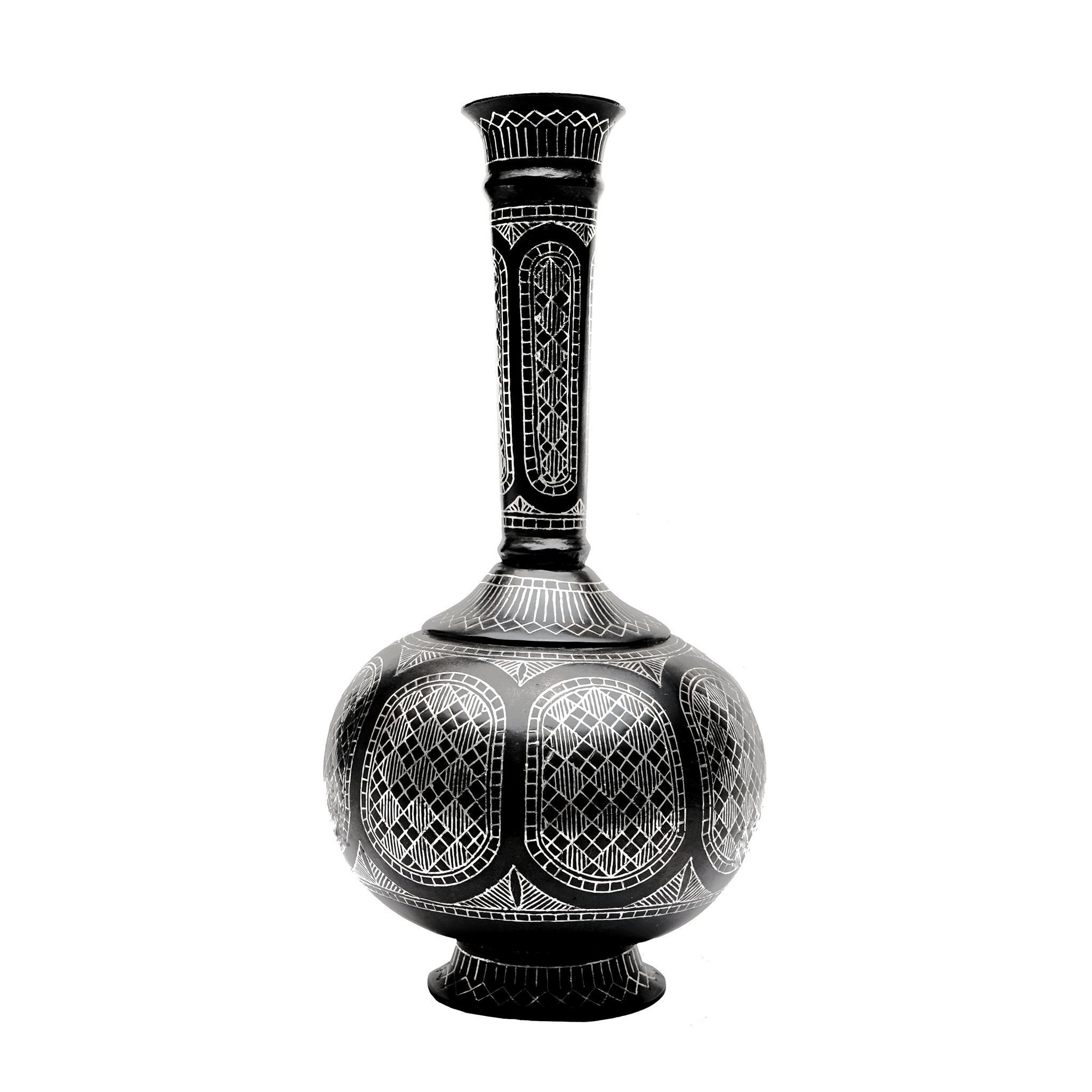 Bidri Work  Suraye Vase Tarkashi Work  (1SMTDCOKA07909)