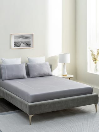 DDecor 100% Combed Cotton Super King Bedsheet with 2 Pillow Covers | Geometric 180TC | Soft & Comfortable | Perfect for Everyday Bedroom Use | Ritz Collection | 274 CM X 274 CM
