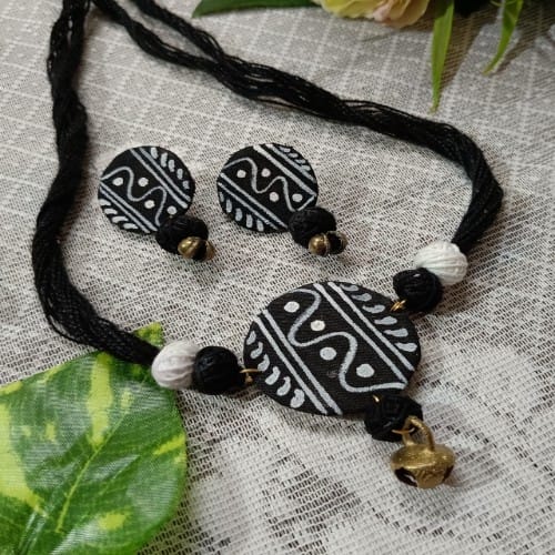 Black Choker With Earrings Set