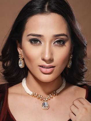GoldPlated White Uncut Polki & Pearl Beaded Choker Jewellery Set