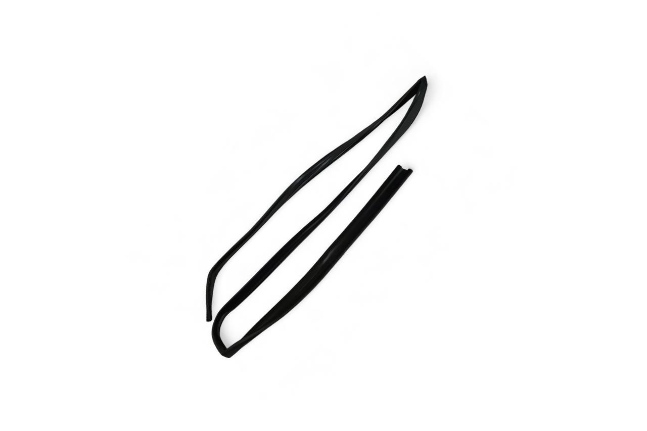 Maruti Suzuki Front Door Glass Run - RH 83661M77G00