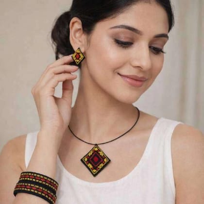 Handmade Embroidered Black Jewellery Set Casual Wear