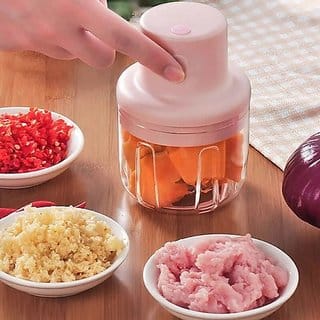 Right traders Electric Mini Garlic Chopper  Portable Cordless with USB Charging  450 Watts  250 ml