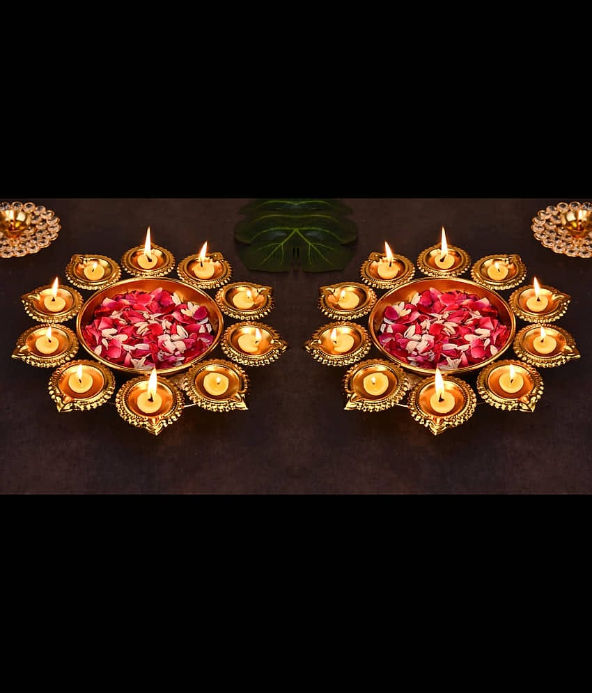 METAL MESTERY Gold Floor Iron Tea Light Holder - Pack of 2