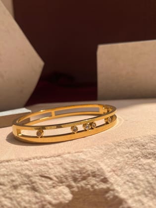 Celestia Bar Cuff