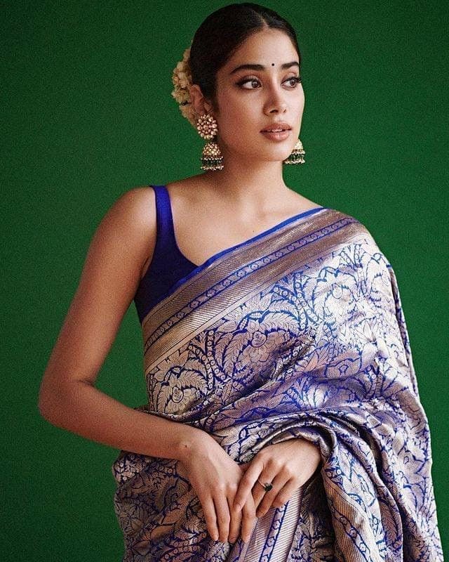 Zari Work Silk Saree With Blouse Piece