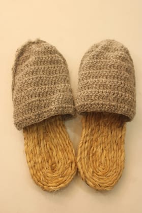 Woolen Bhimal Slipper