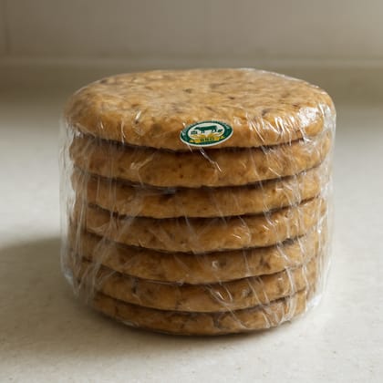 Benudhar Bagarty Dukan's ajwain mathri