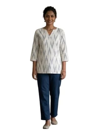 Women's Floral Printed Straight Kurti Casual Ethnic Top with Full Sleeves