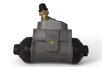TVS Girling Rear Wheel Brake Cylinder - RH 29671168