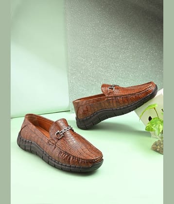 BIZZARO Tan Men's Slip on Shoes
