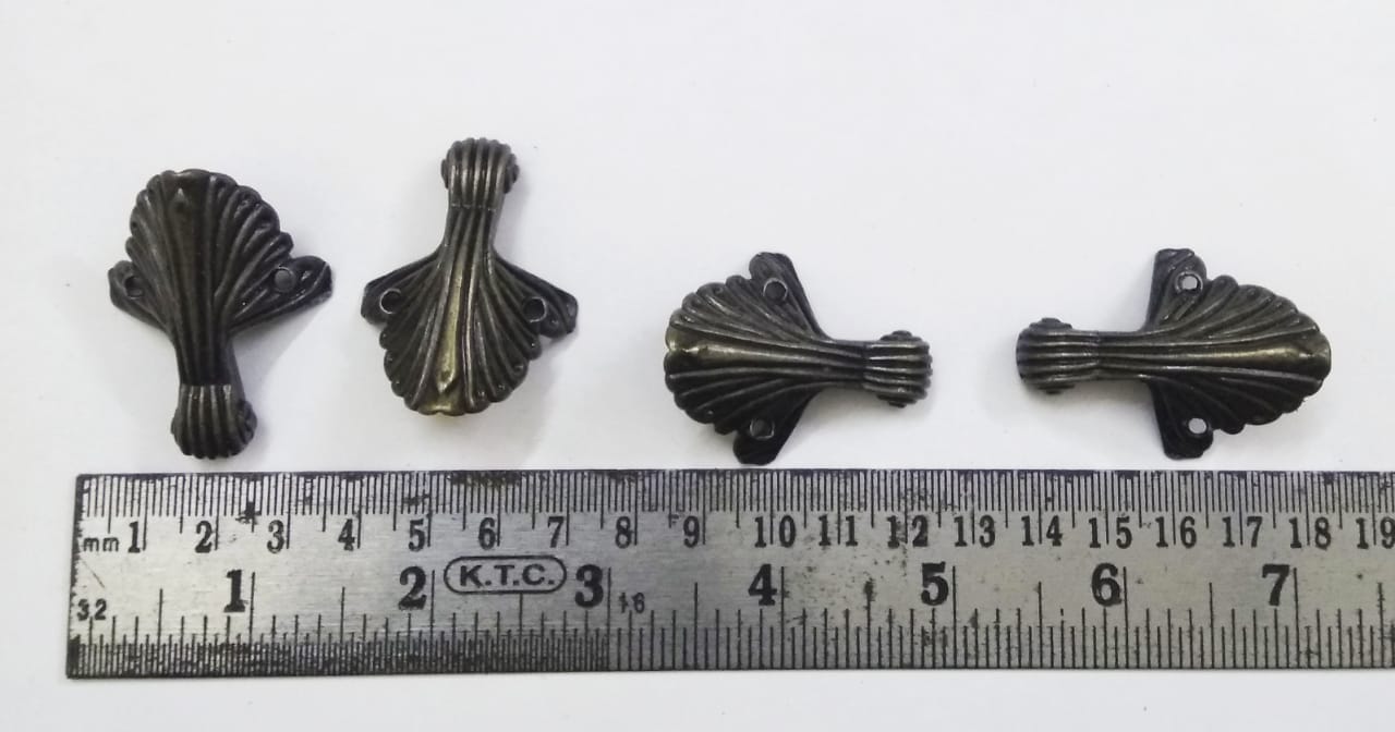 Brand Zero Antique Metal Legs - Design 3