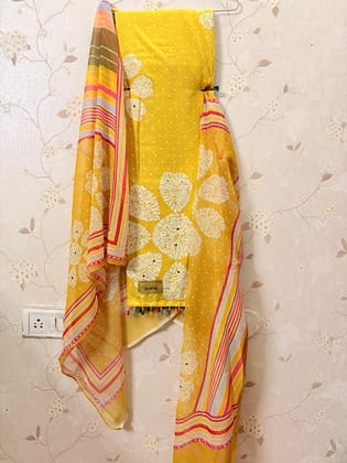 Pakistani suits