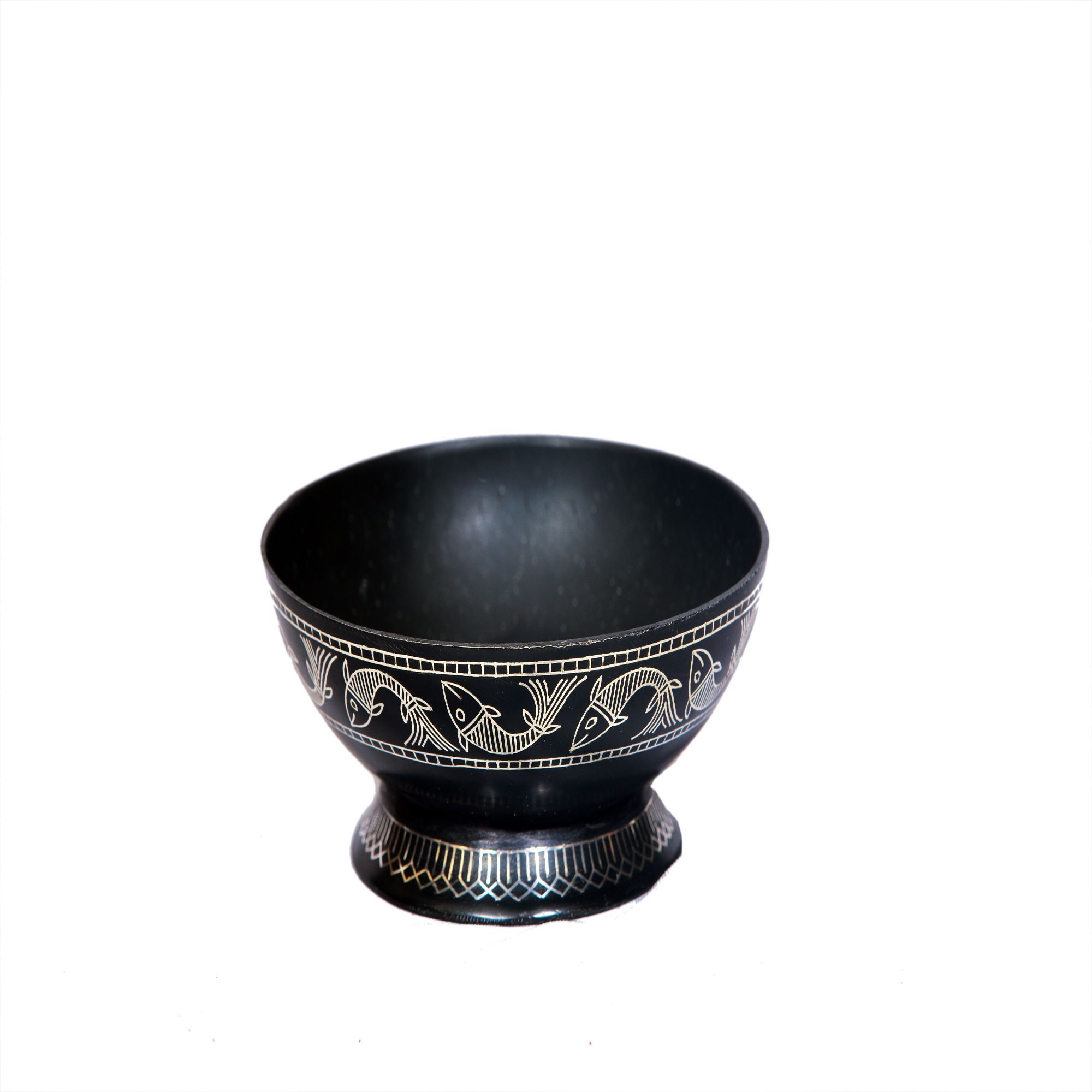 Bidri Bowel Fish Tarkashi Work (1TMTDCOKA10243)