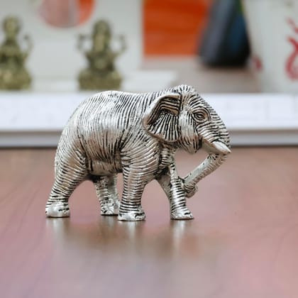 Dreamkraft Silver Toned African Elephant Figurine - Metal Decorative Showpiece for Home, Office & Gift - Antique Finish - 7 cm Height, Aluminium, Silver Colour